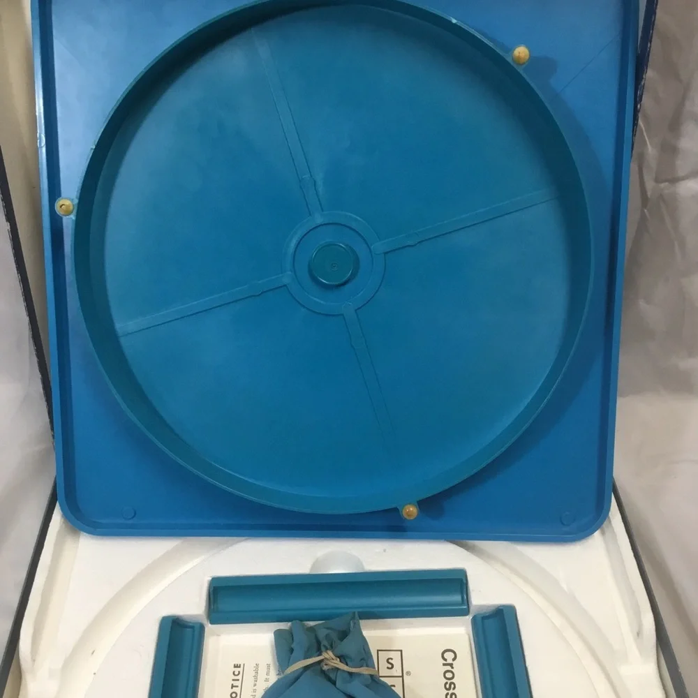 VTG Scrabble Game Deluxe Edition Turntable Burgandy Tiles 76 Blue Trays Complete